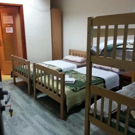 Motel Le Village Skopje Quarto foto